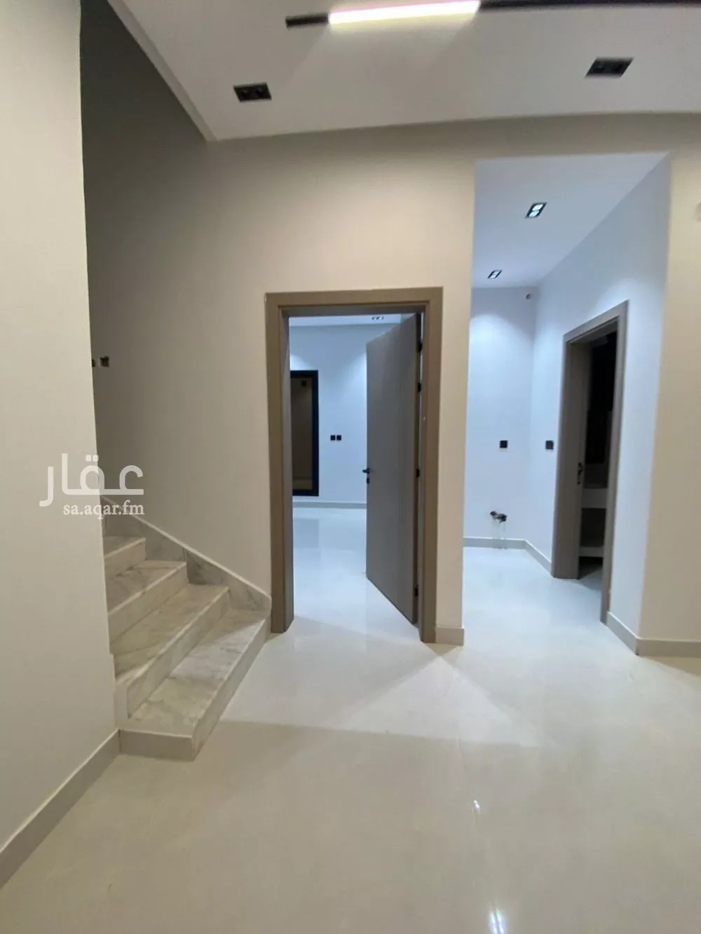 6 bedroom villa in Dhahrat Laban, Riyadh 14