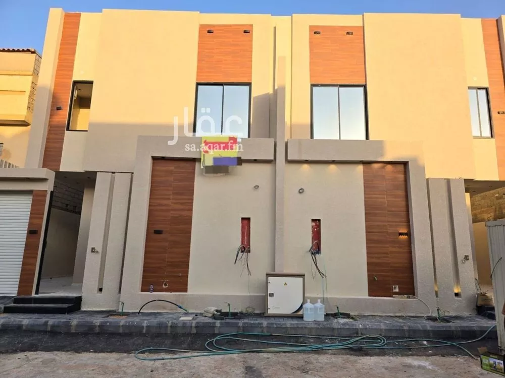 فيلا 5 غرف في طويق 1