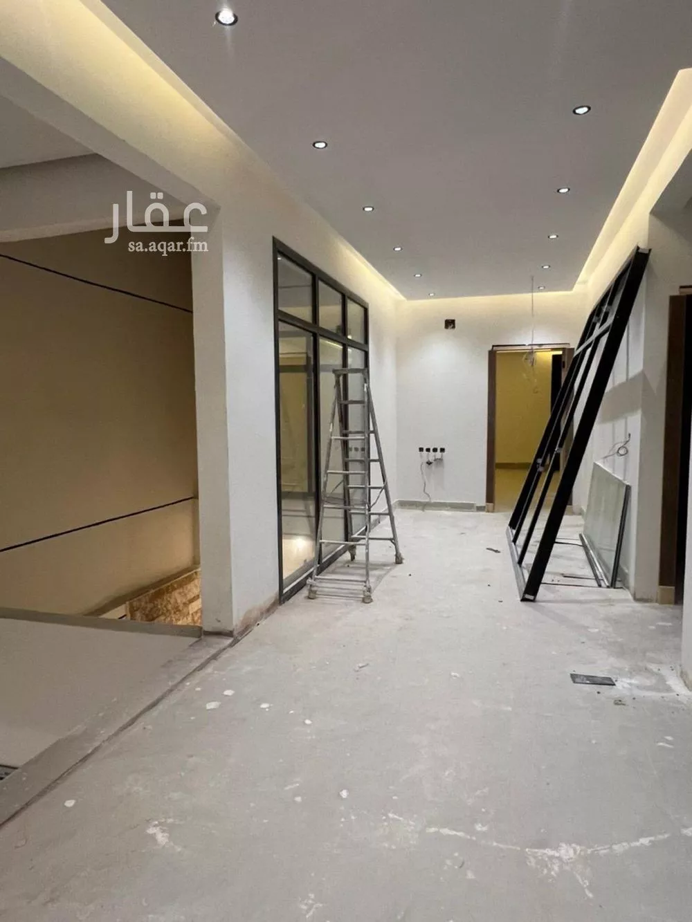 فيلا 6 غرف في المهدية 5