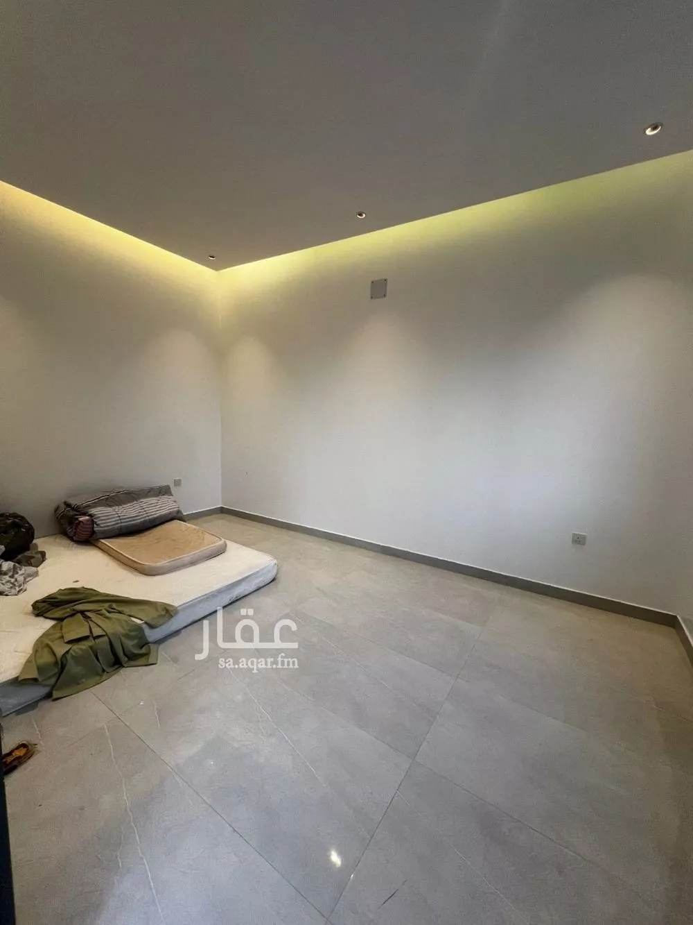 فيلا 5 غرف في ظهرة لبن 3