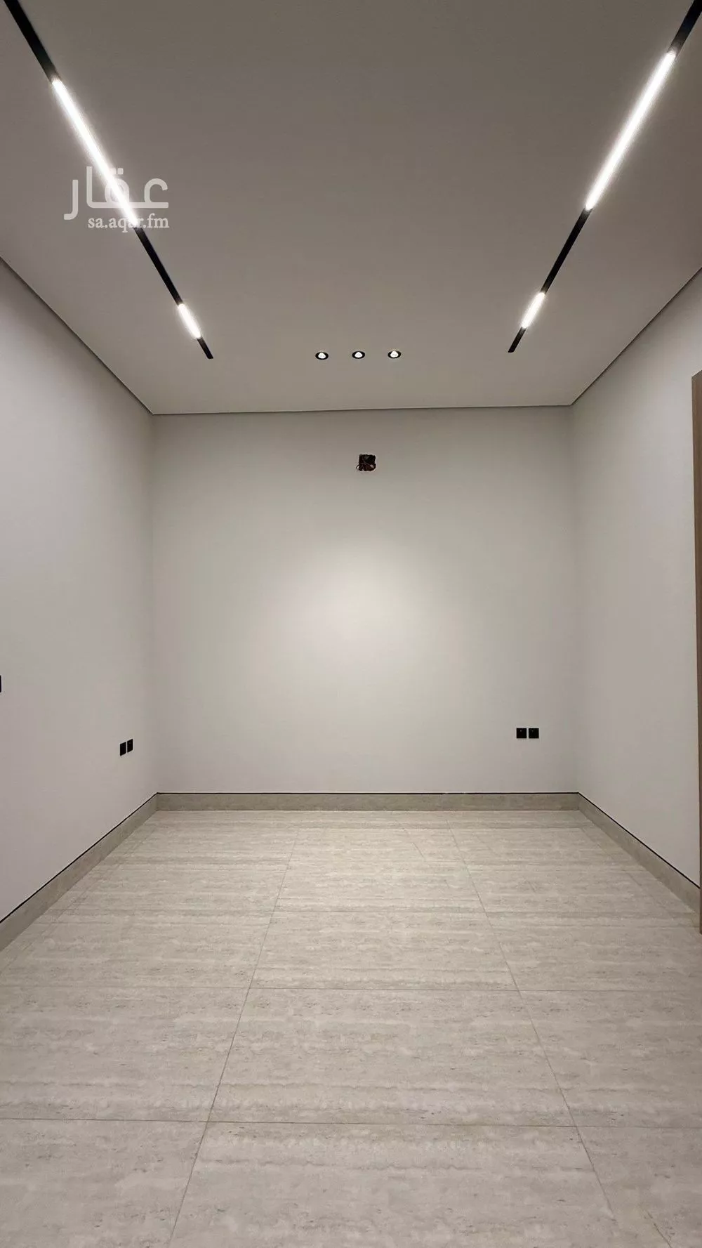 فيلا 6 غرف في المهدية 5