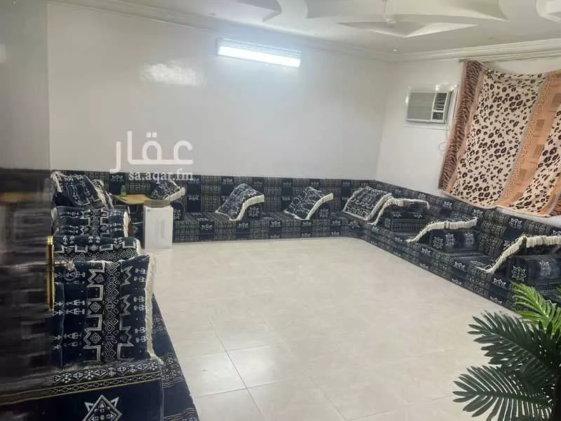 شقة 4 غرف في النظيم 2