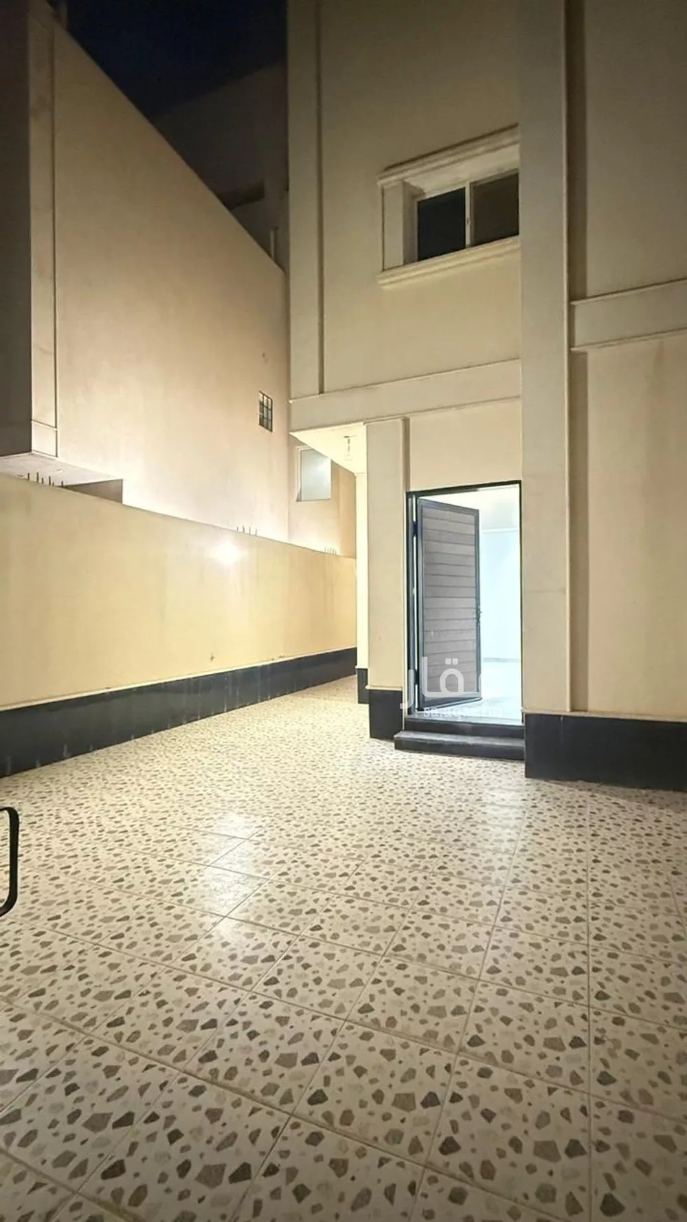 4 bedroom floor in Al Narjis 2