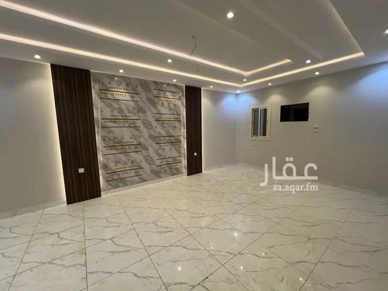 شقة 5 غرف في الملك فهد 1