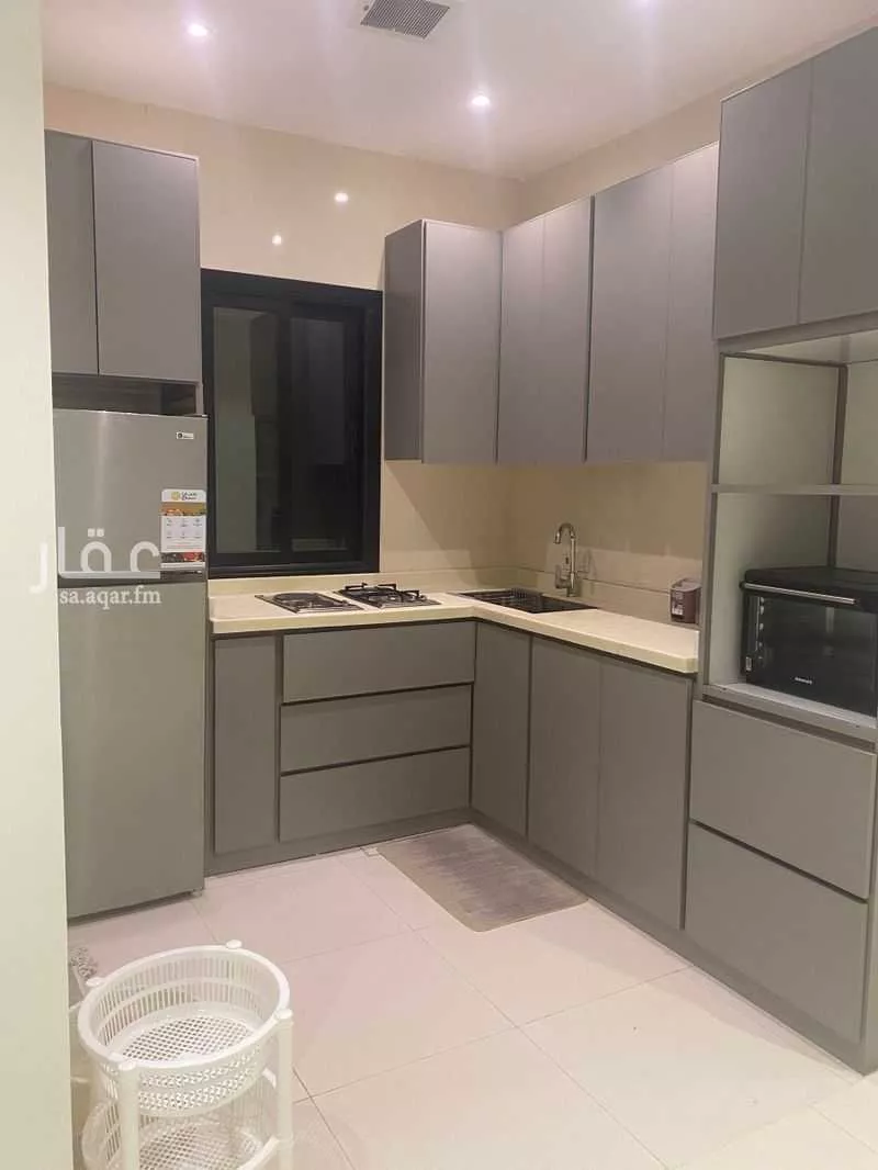 4 bedroom apartment in King Faisal, Riyadh 7