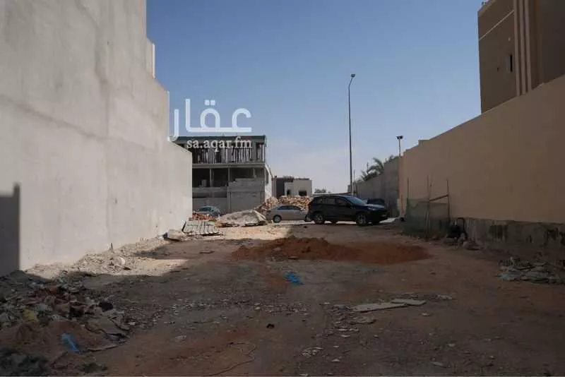أرض 437 م² في عرقة 4