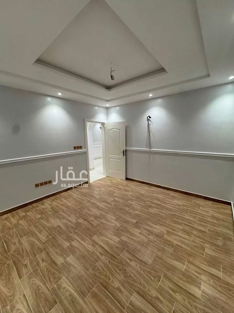 شقة 5 غرف في الصفا 4