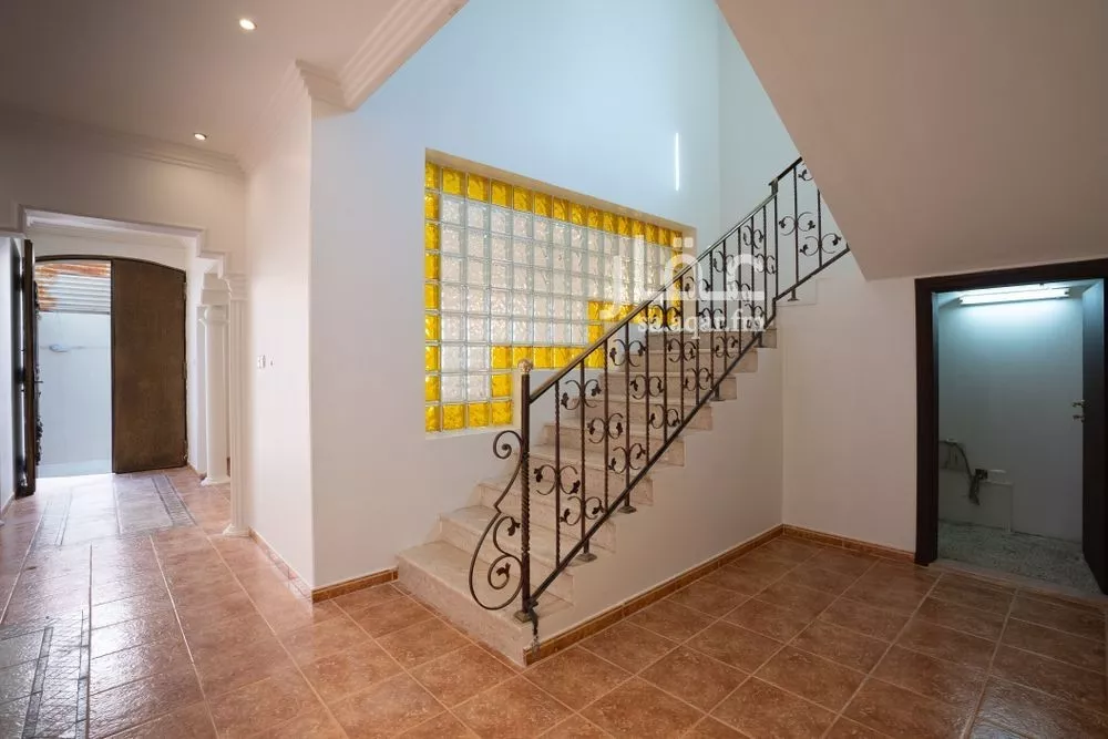 4 bedroom villa in Al Muhammadiyah, Riyadh 9