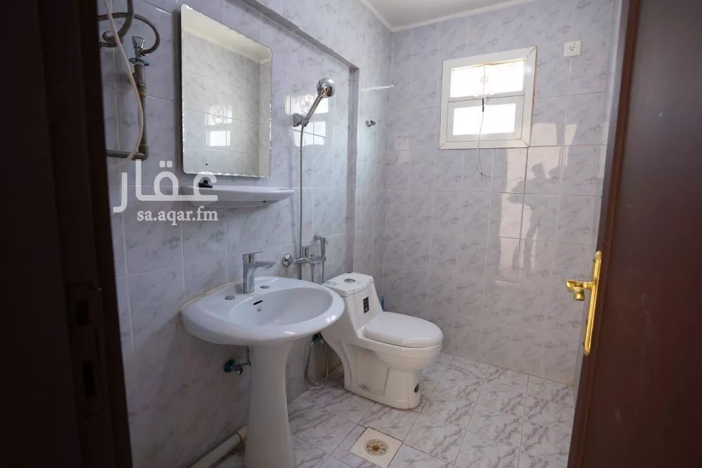 4 bedroom villa in Al Muhammadiyah, Riyadh 37