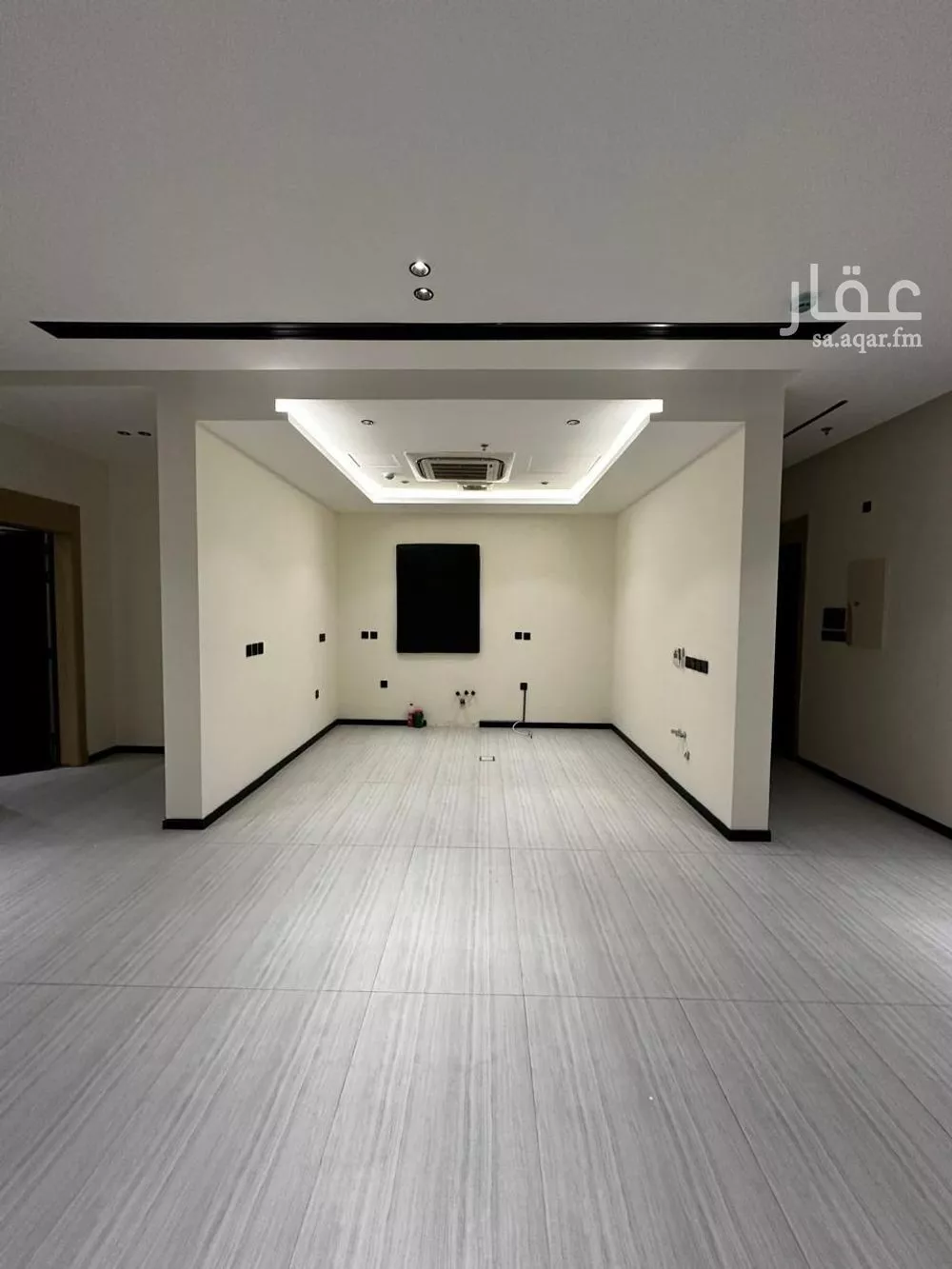 شقة 2 غرف في الملقا 4