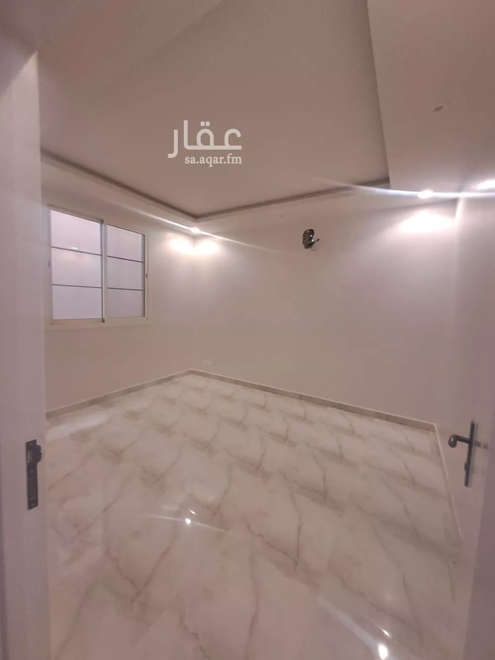 شقة 5 غرف في العارض 2