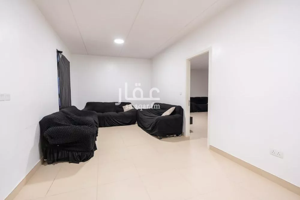 3 bedroom villa in Riyadh 10