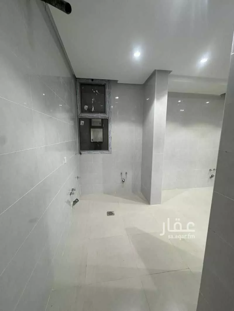 3 bedroom apartment in Al Hamdaniyah, Jeddah 6