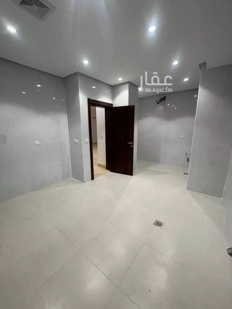 3 bedroom apartment in Al Hamdaniyah, Jeddah 8