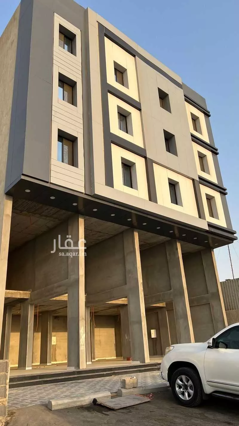 780 sqm shop in Al Fadeylah 1