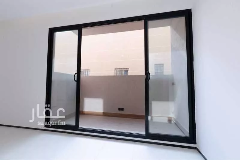 دور 5 غرف في العارض 3