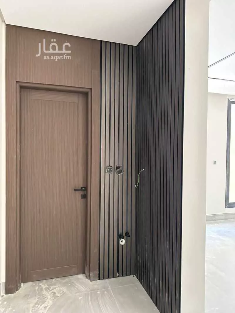 فيلا 6 غرف في ضاحية الملك فهد 4