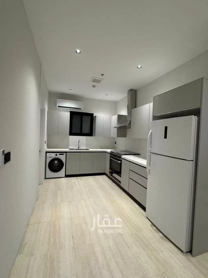 شقة 3 غرف في الرمال 5