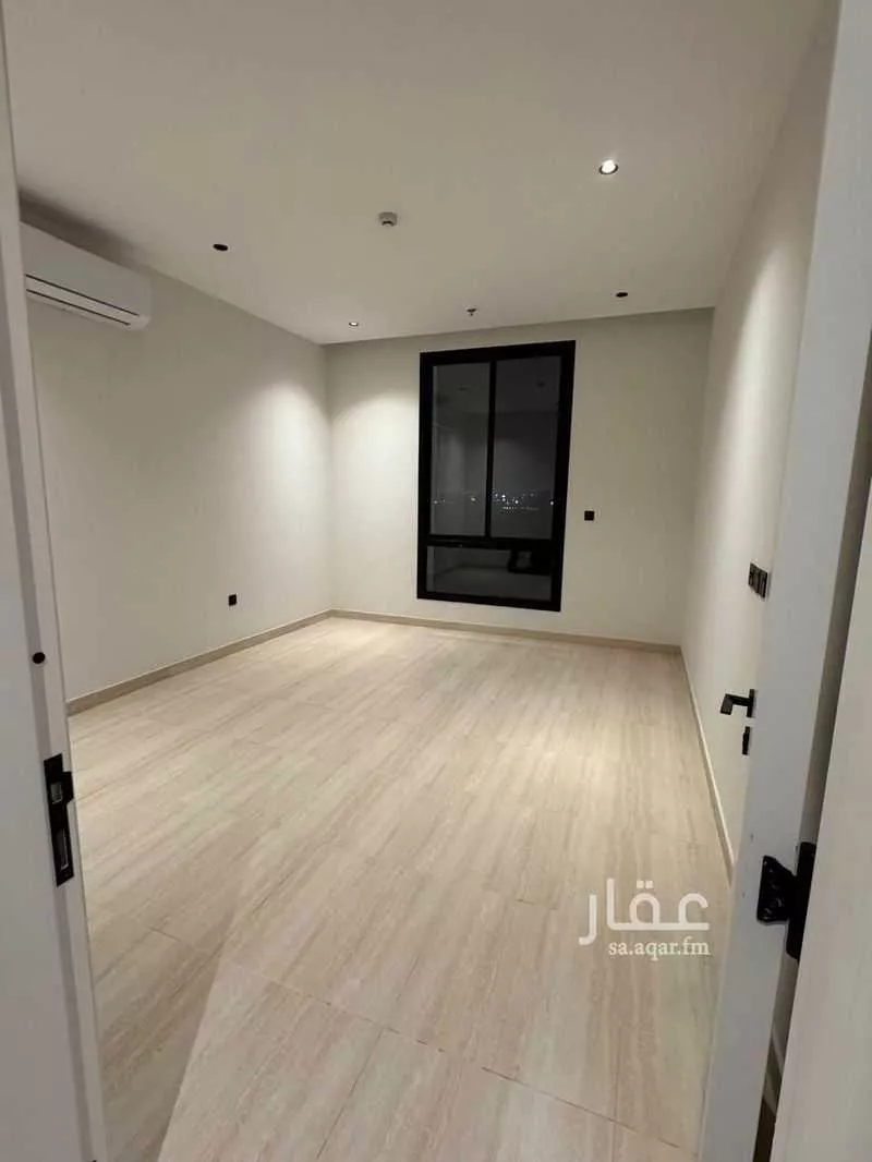 شقة 3 غرف في الرمال 4