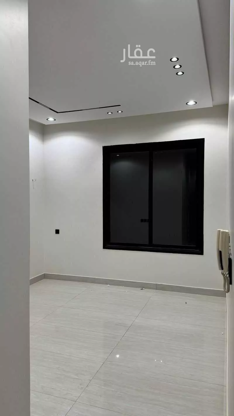 4 bedroom floor in Al Janadriyah 3