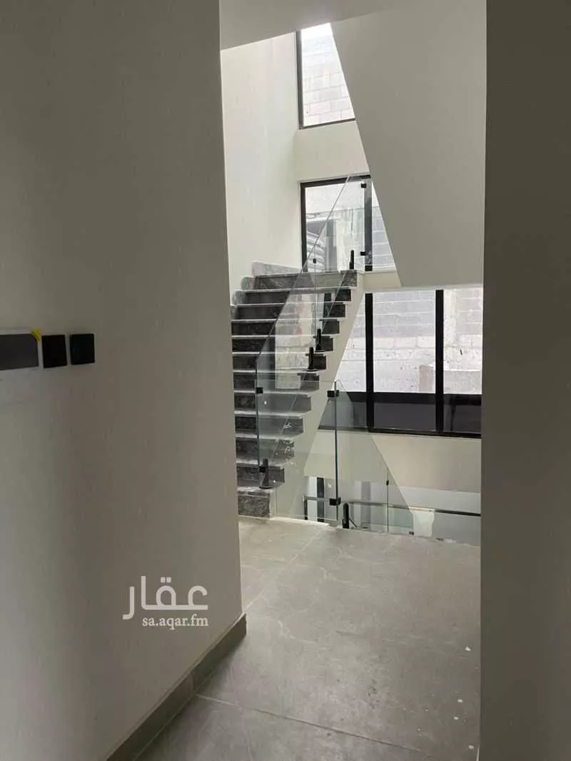 فيلا 5 غرف في النرجس 3