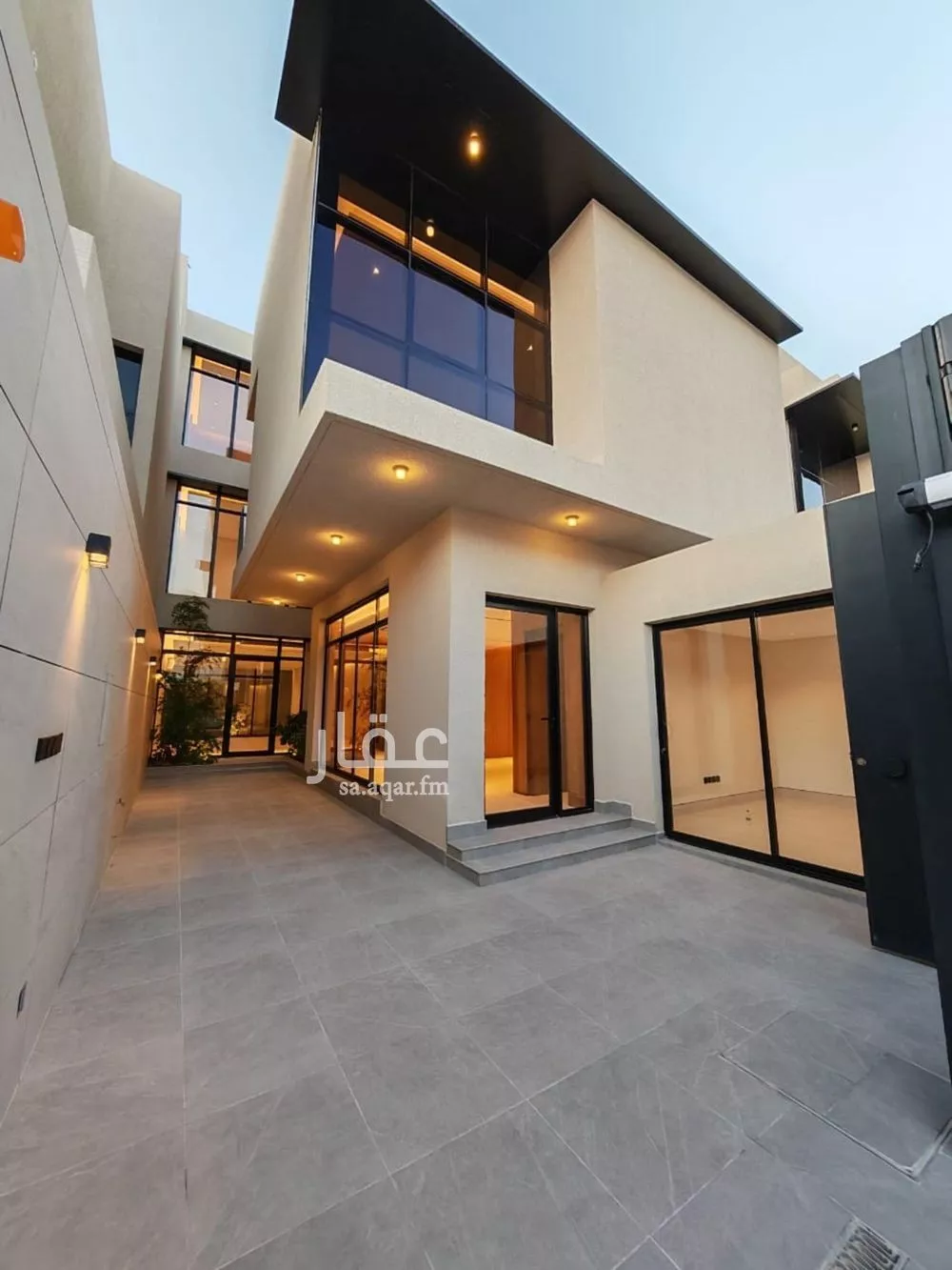 فيلا 4 غرف في النرجس 1