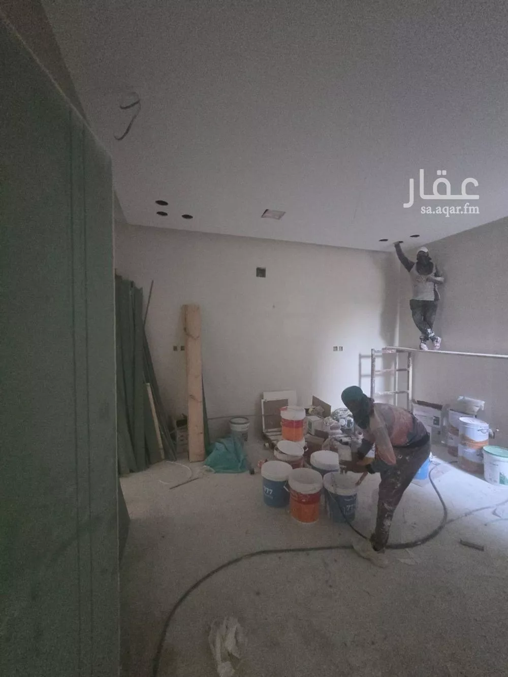 5 bedroom villa in Al Yarmouk 3