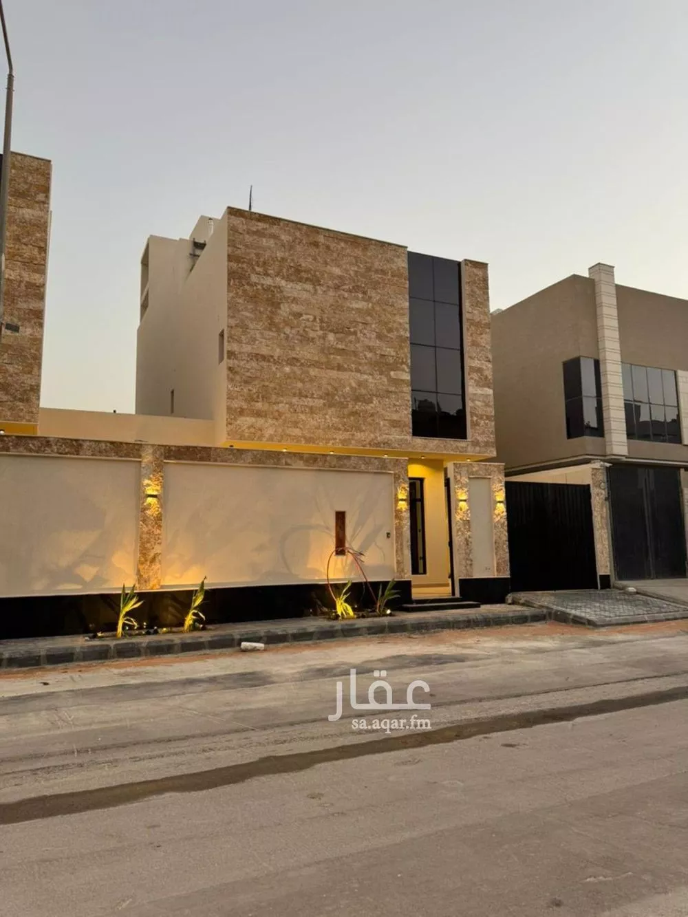 فيلا 5 غرف في النرجس 3