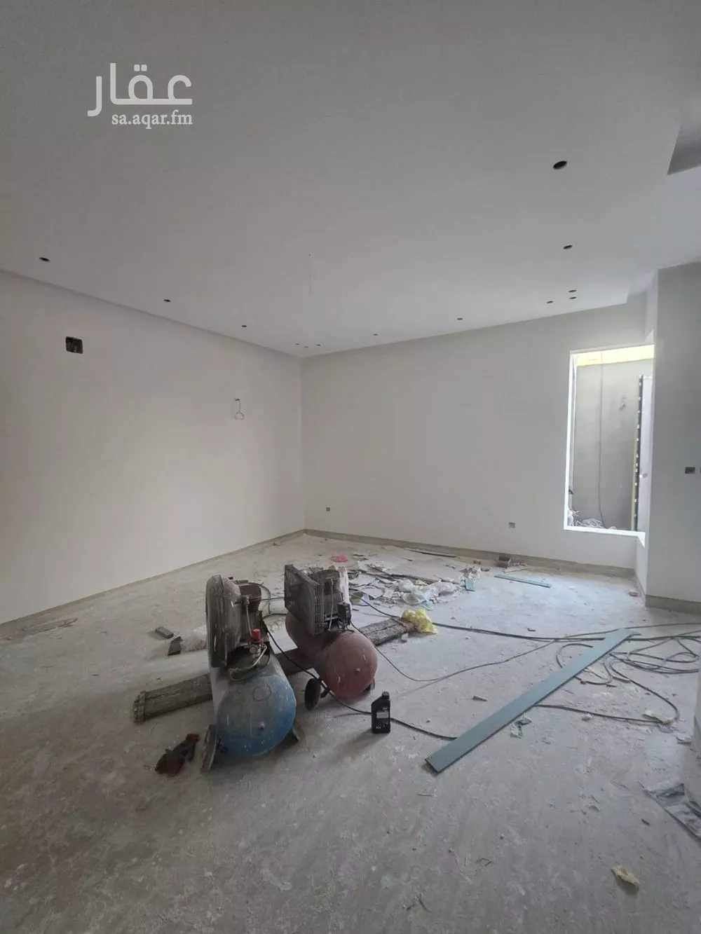 5 bedroom villa in Al Yarmouk 4