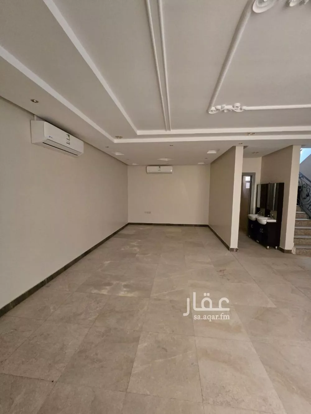 5 bedroom villa in Al Yasmin 3