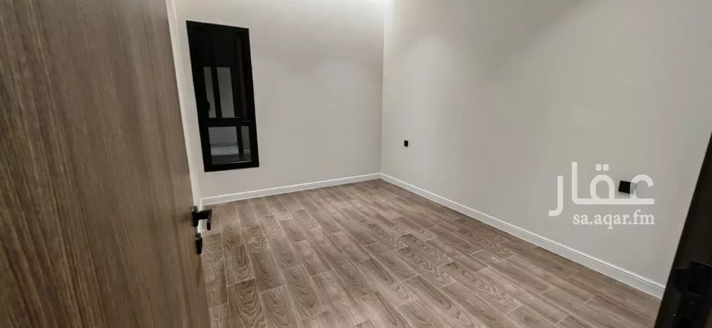 شقة 5 غرف في الحمرا 3