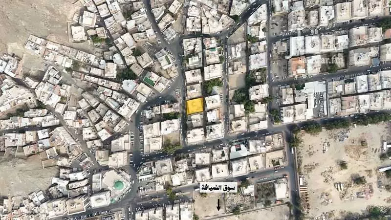 عمارة 739 م² في الزاهر 4