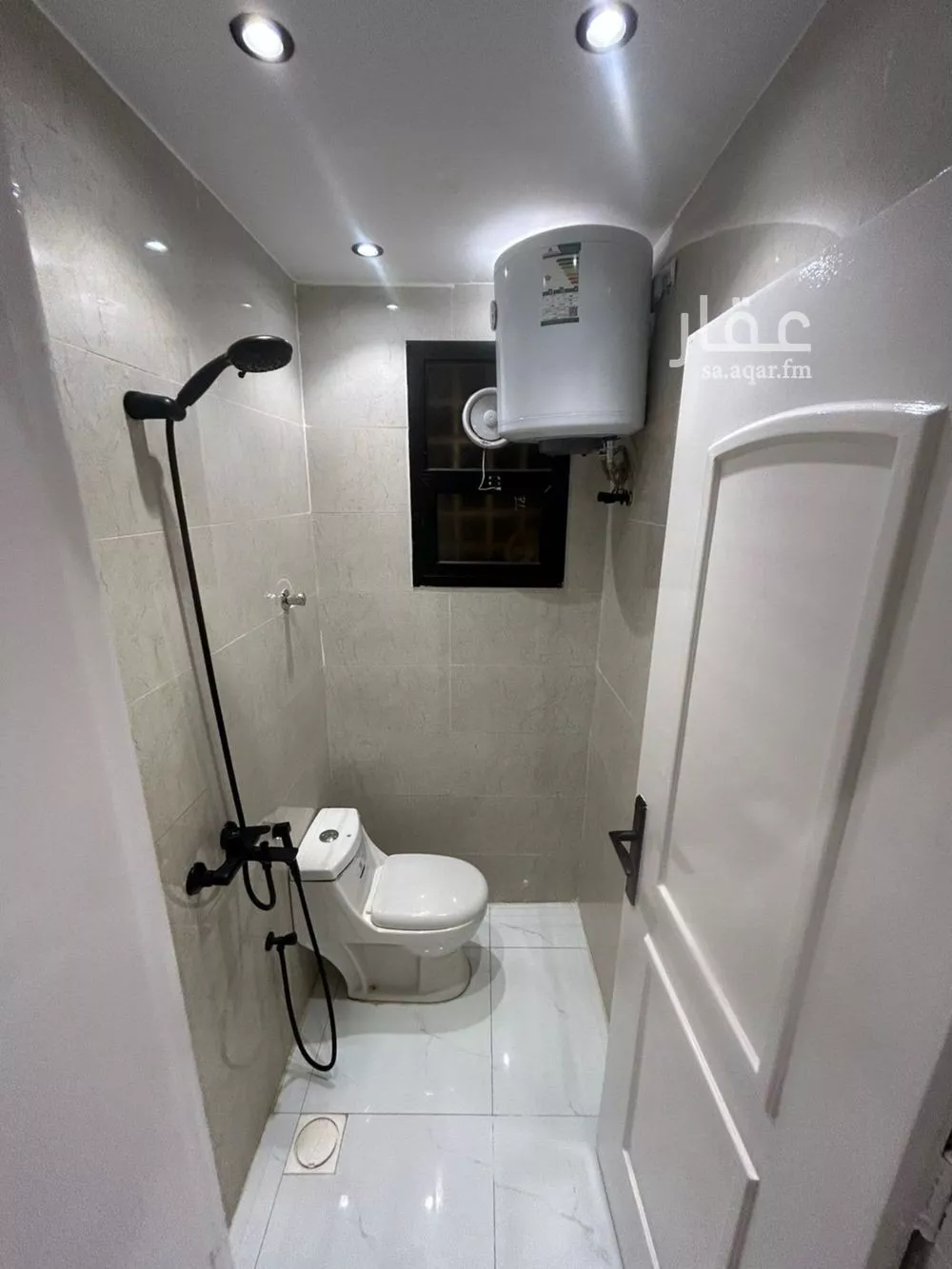 دور 1 غرف في الملقا 2