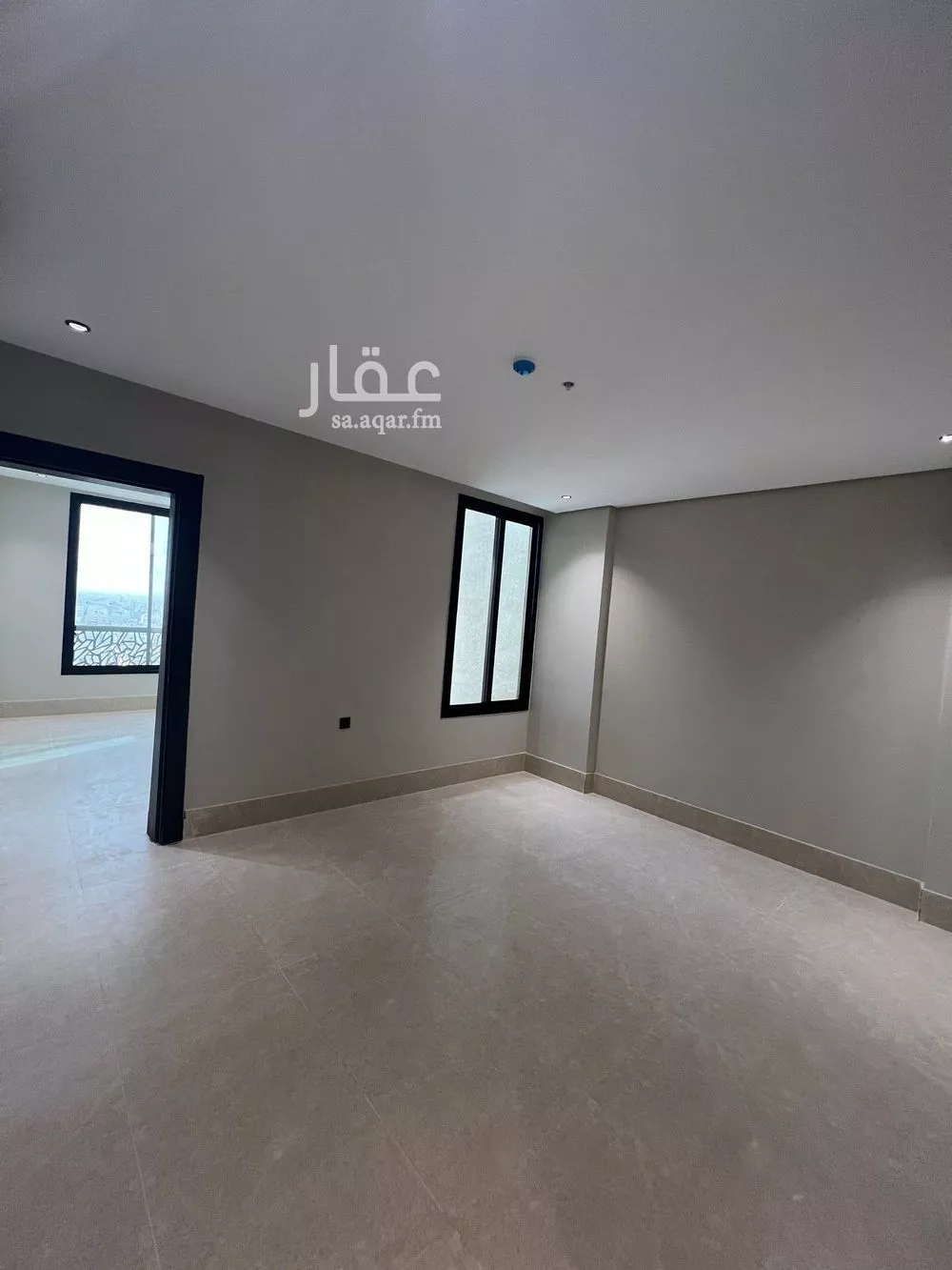 5 bedroom apartment in Dahiat King Fahd 5