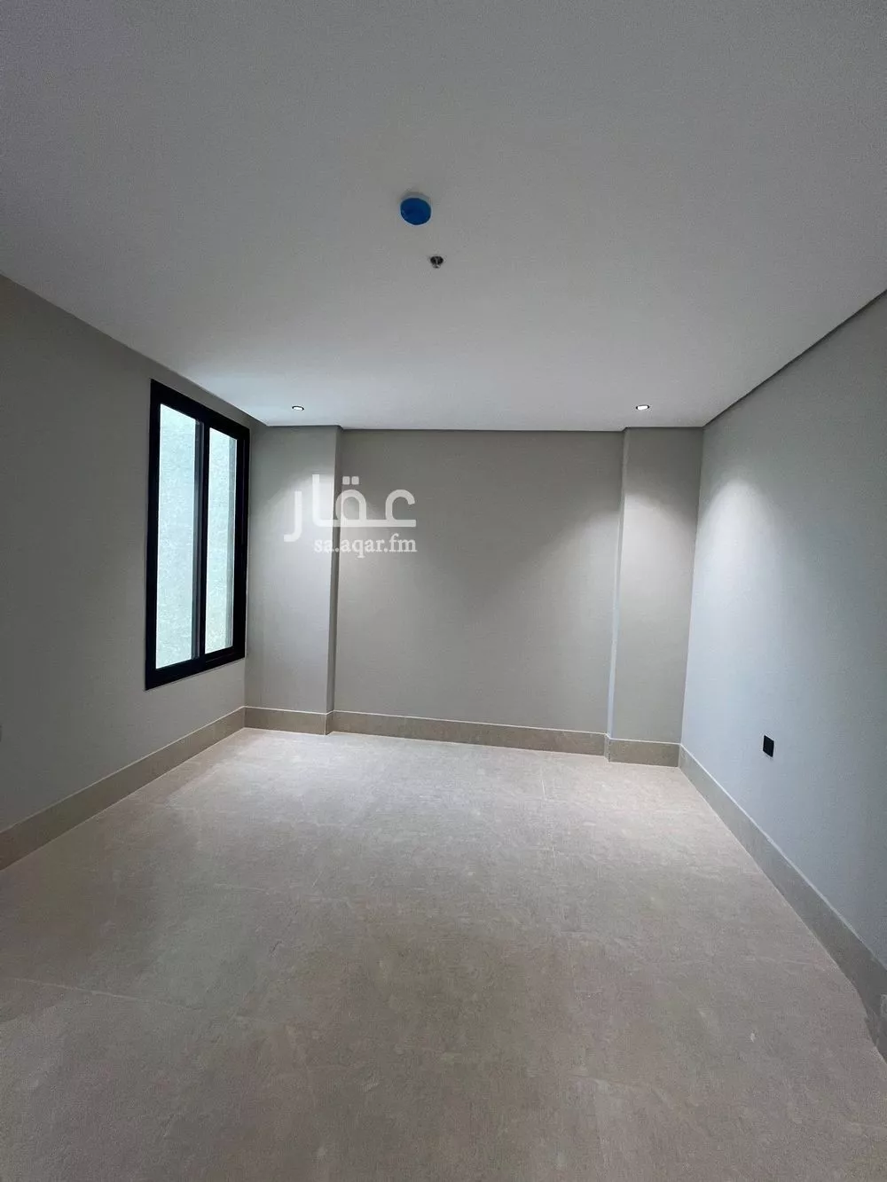 5 bedroom apartment in Dahiat King Fahd 4