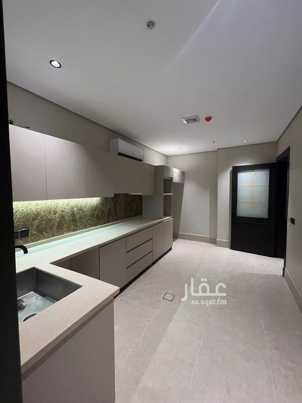 5 bedroom apartment in Dahiat King Fahd, Eastern Province 11
