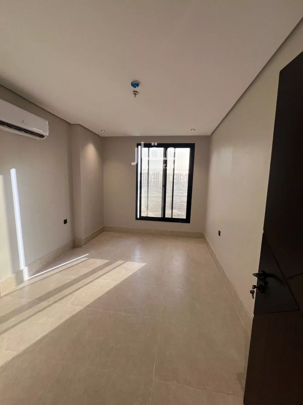 دور 5 غرف في ضاحية الملك فهد 5