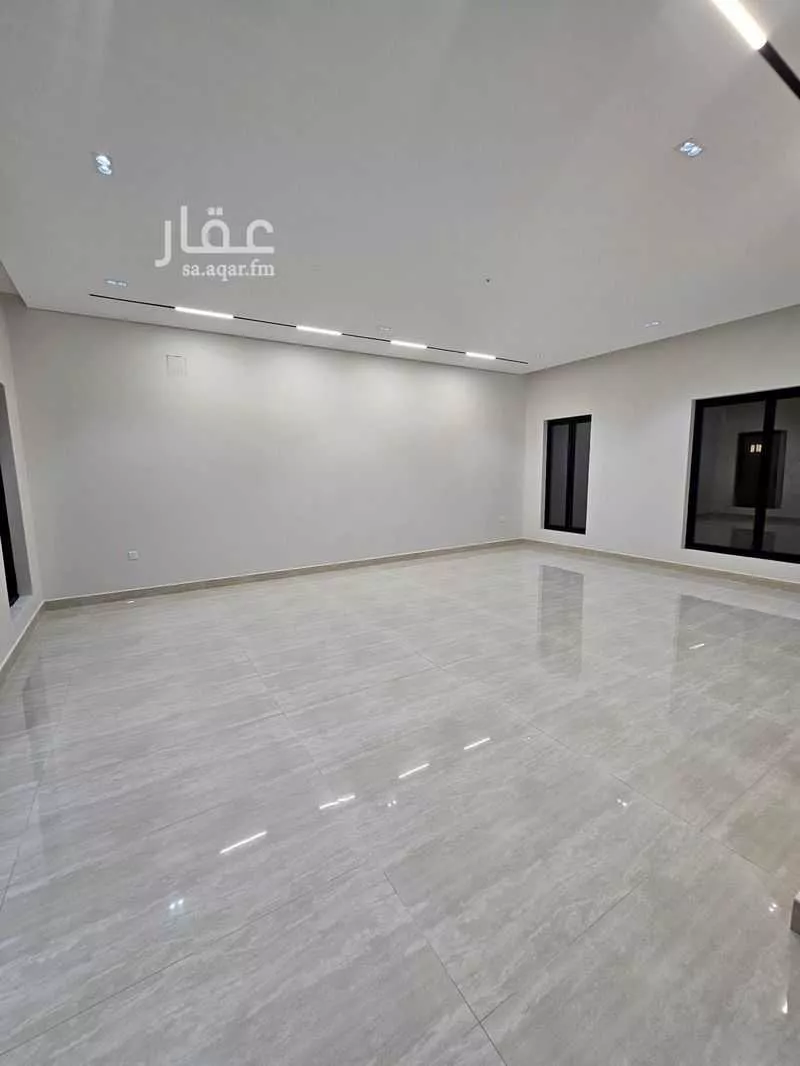 فيلا 5 غرف في الشعلة 3