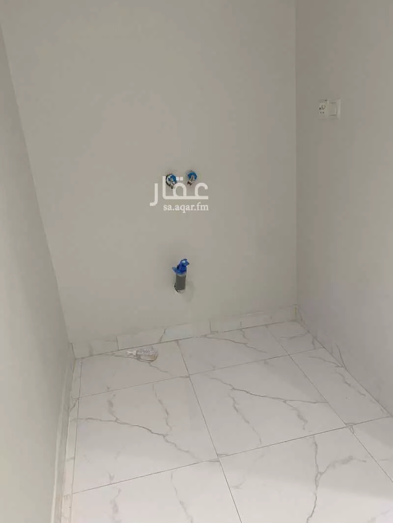 6 bedroom apartment in Ash Shulah 4