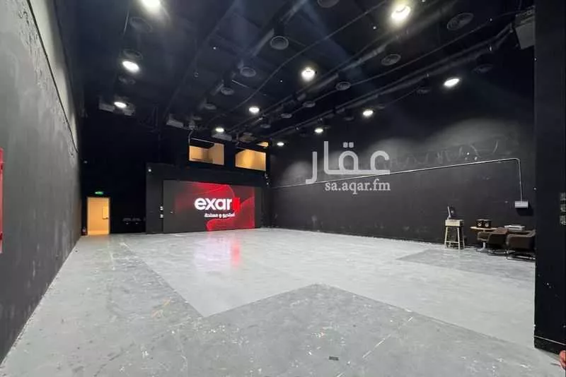 محل 250 م² في المنار 2