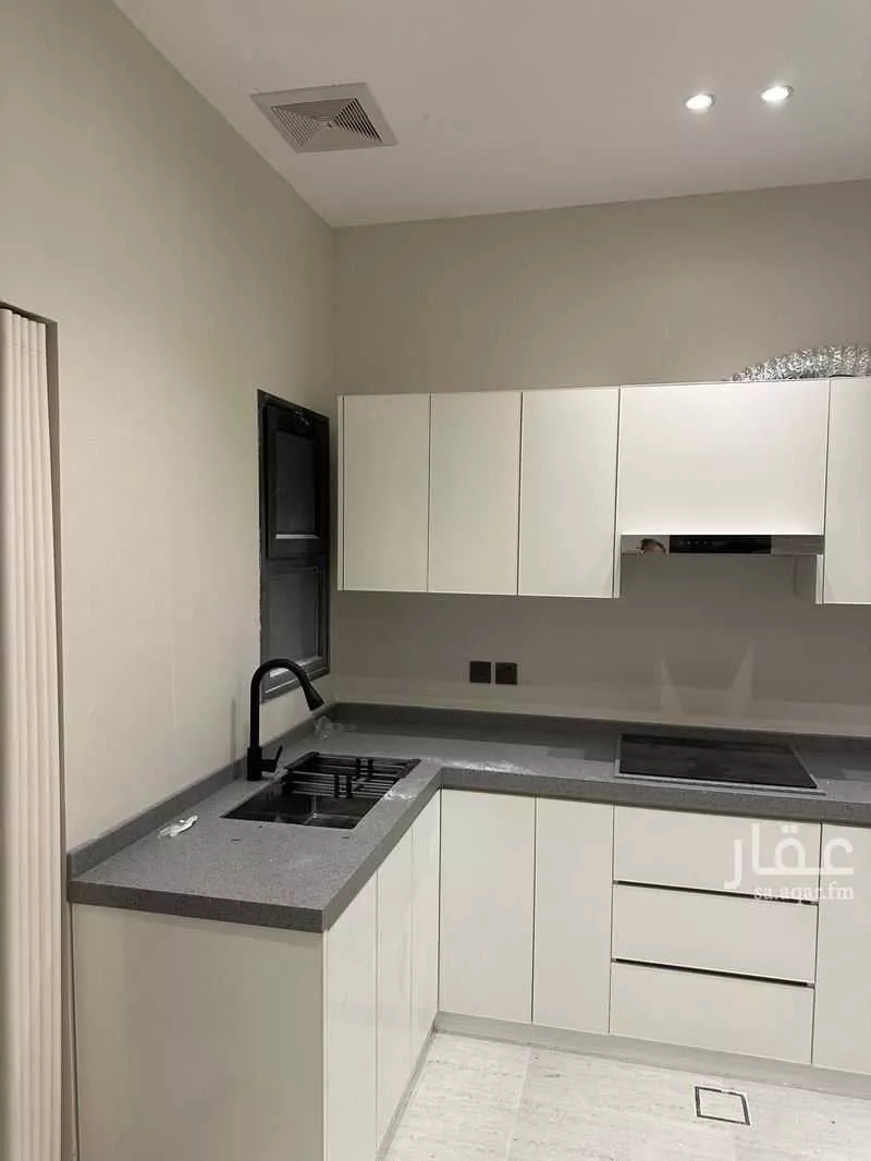 5 bedroom apartment in Al Hamra, Eastern Province 4