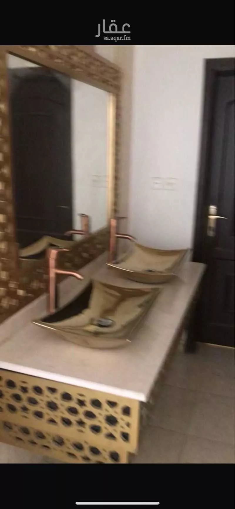 فيلا 8 غرف في طيبة 4