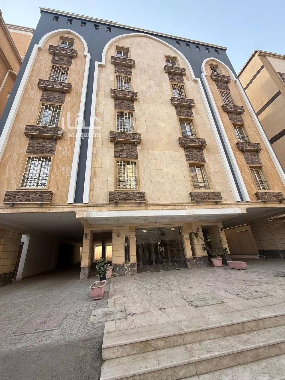 شقة 5 غرف في المنار 1