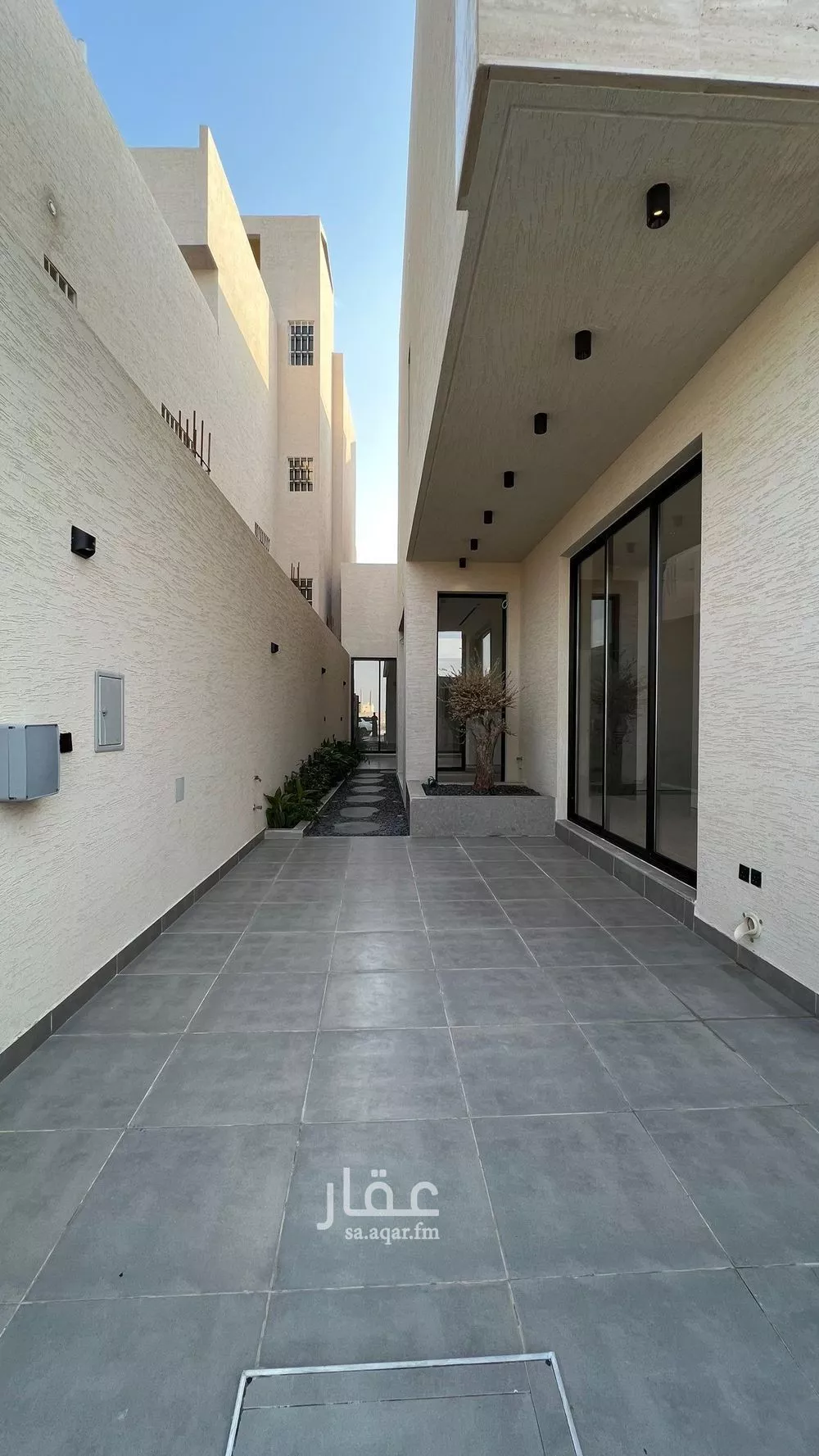 فيلا 6 غرف في المهدية 4