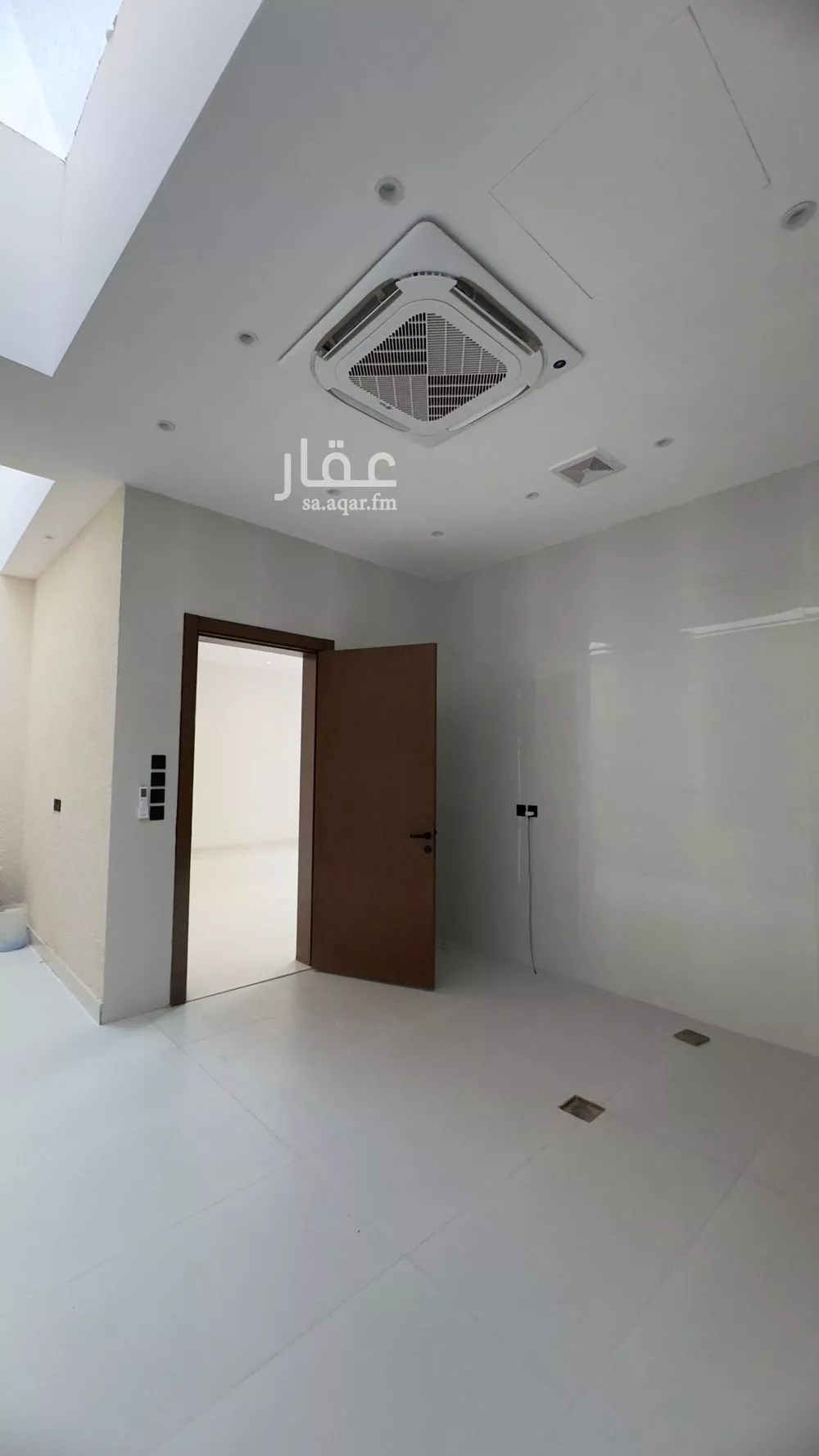 6 bedroom villa in Al Mahdiyyah 4