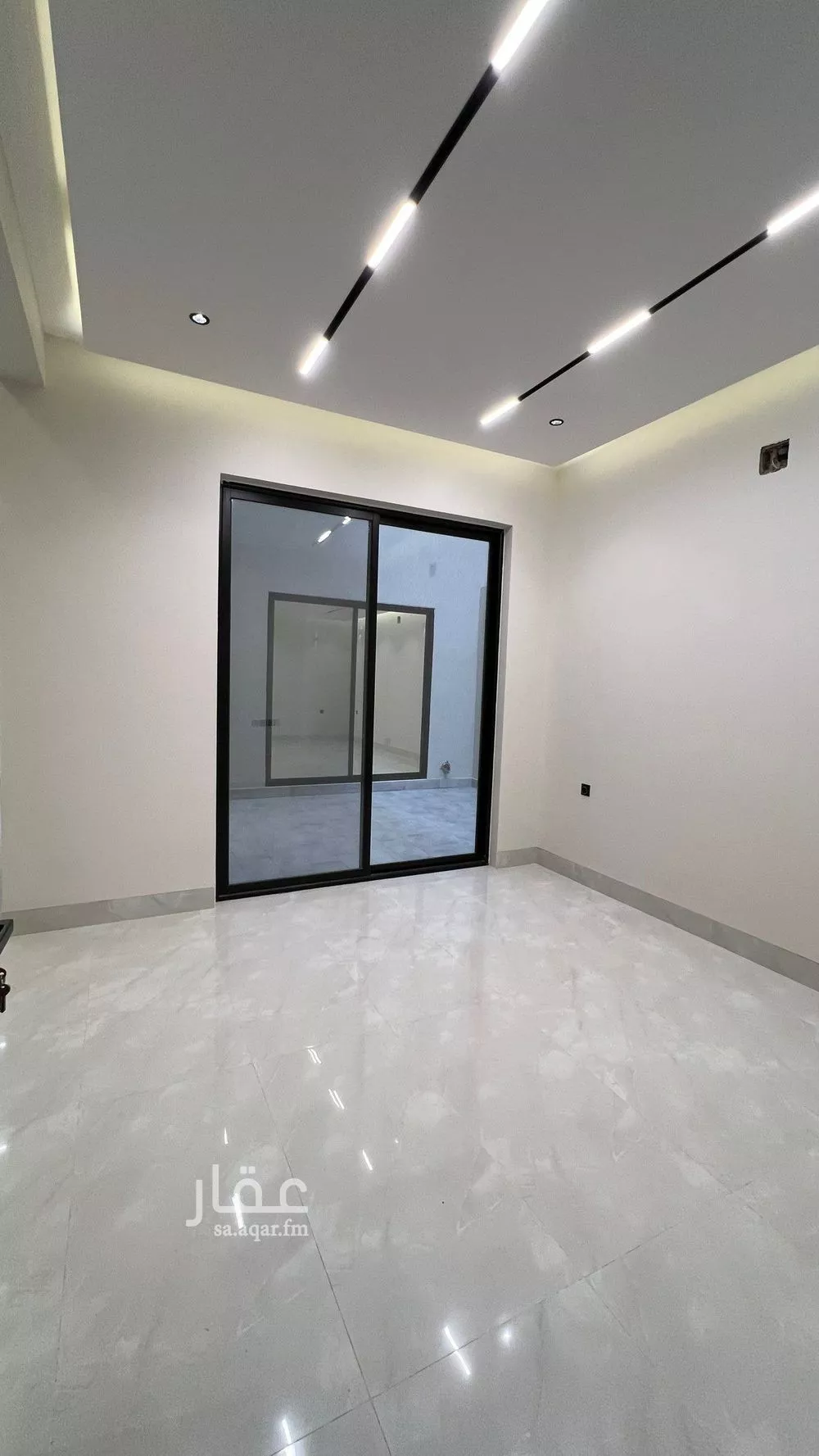 فيلا 6 غرف في المهدية 5