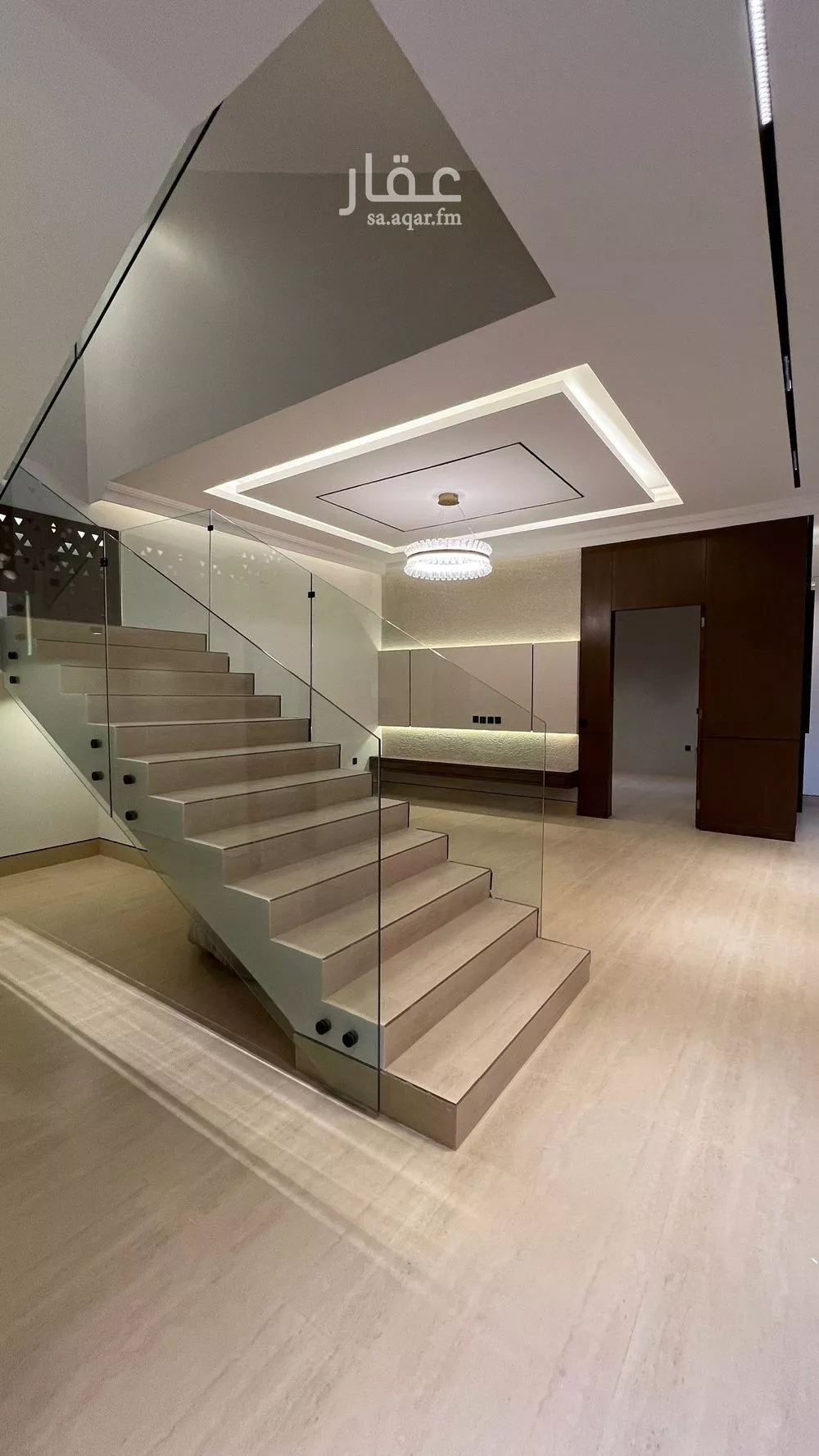 6 bedroom villa in Al Mahdiyyah 3