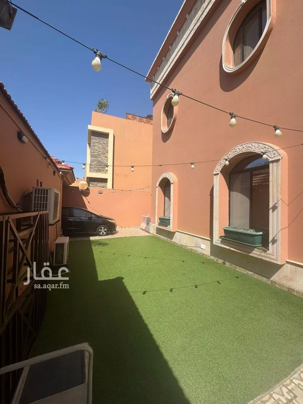 10 bedroom villa in Al Basateen 4