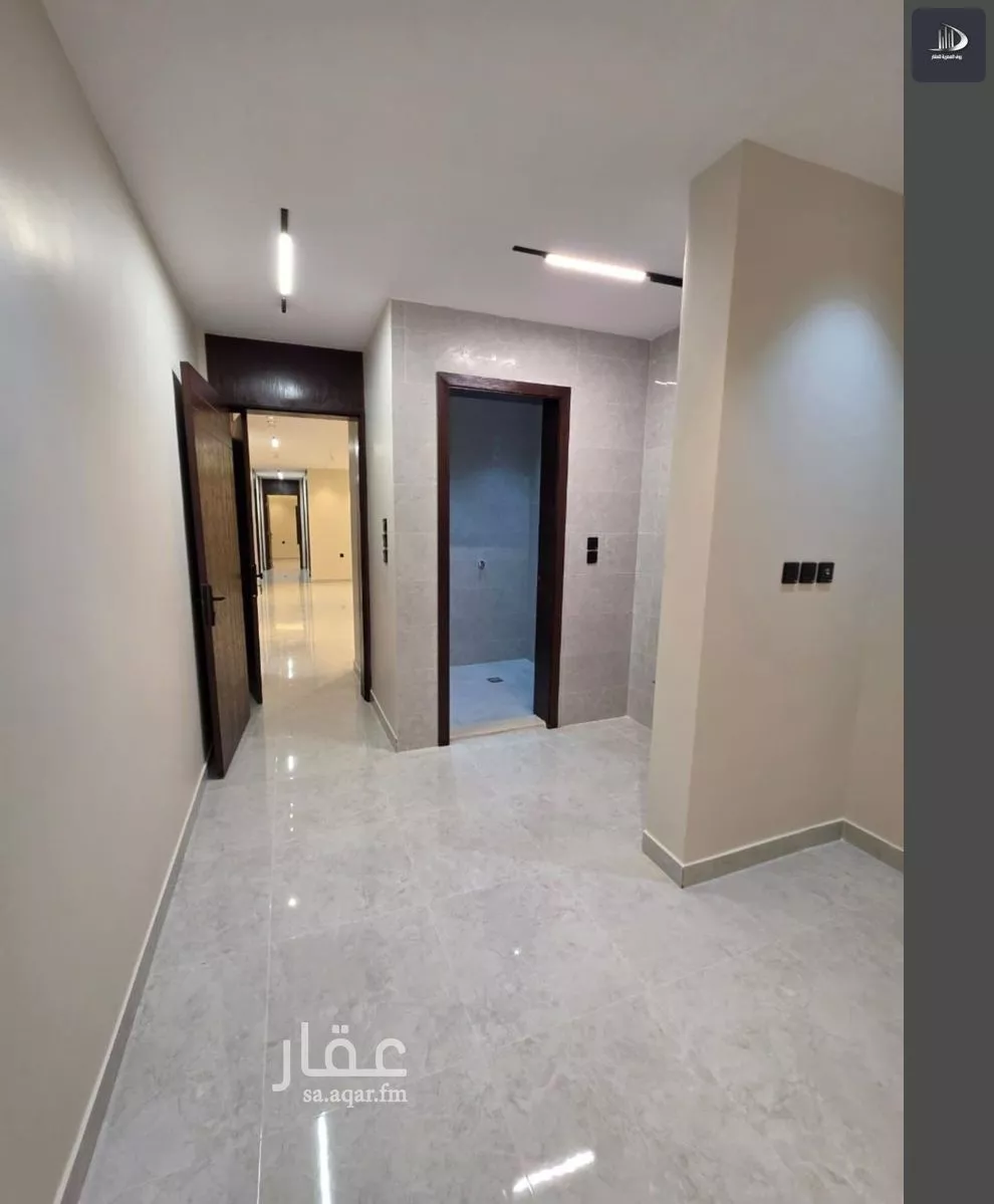 فيلا 8 غرف في الفروسية 5