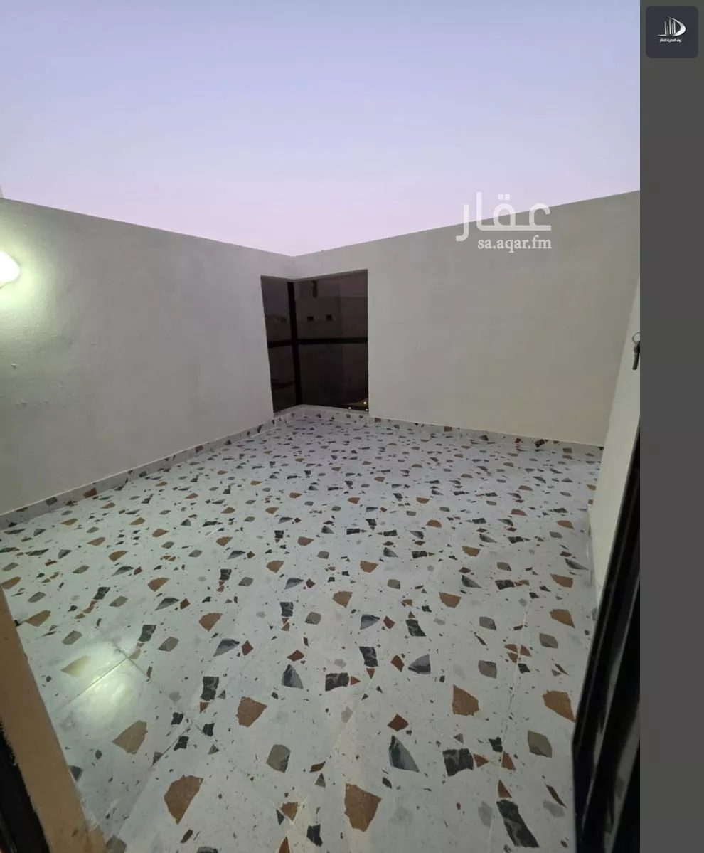 فيلا 8 غرف في الفروسية 2